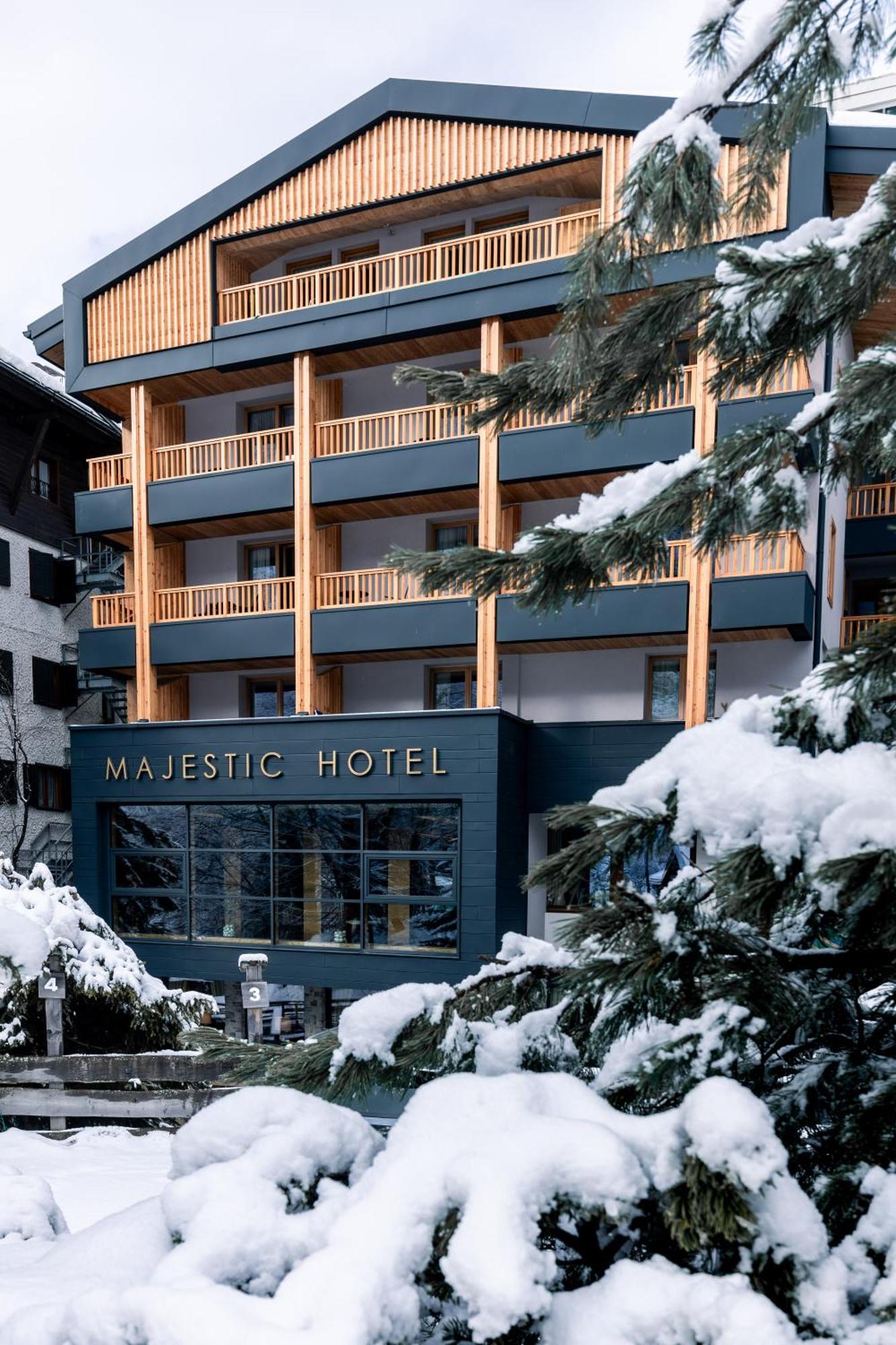 Majestic Hotel Madonna Exterior foto